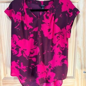 Simply Vera Vera Wang Pink and Purple Floral Blouse